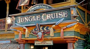 Дуейн Джонсън - Скалата и Емили Блънт в "Jungle Cruise" (снимка: Walt Disney Studios)